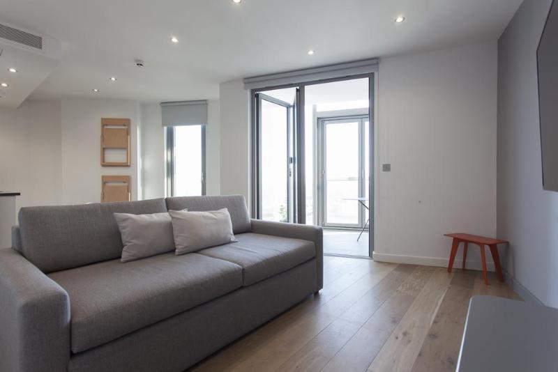 Aparthotel Adagio London Brentford Exterior photo