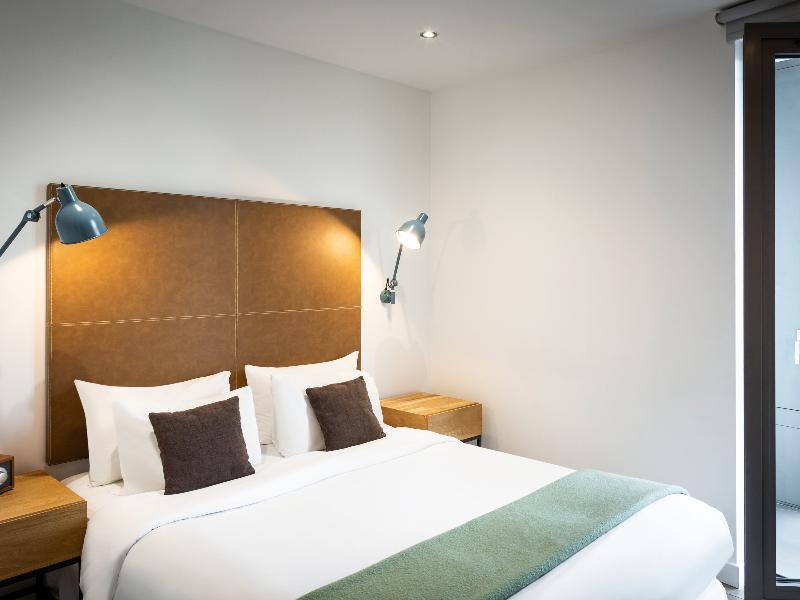 Aparthotel Adagio London Brentford Exterior photo